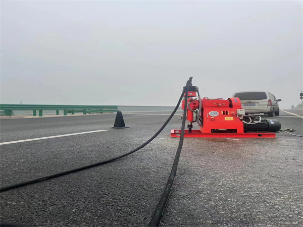 弋阳马路路基路面开裂下沉注浆加固灌浆